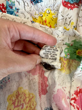 Load image into Gallery viewer, 80s-90s High Waist Rainbow Floral Quilt Pattern Shorts