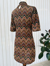 Load image into Gallery viewer, 1970s Inspired Chevron Print Light Knit Shift Dress
