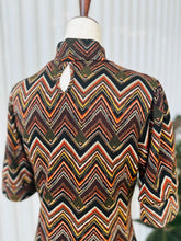 Load image into Gallery viewer, 1970s Inspired Chevron Print Light Knit Shift Dress