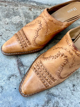Load image into Gallery viewer, Vintage Bass Tan Leather Stacked Heel Western Mules