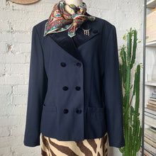 Load image into Gallery viewer, 1970s-1980s Navy Blue Blazer Suit Jacket With Velvet Details