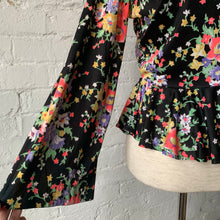 Load image into Gallery viewer, 1970s Floral Wrap Shirt
