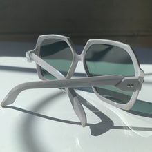 Load image into Gallery viewer, 1970s Oversized Blue-Grey Shades