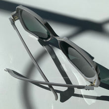 Load image into Gallery viewer, 1970s Oversized Blue-Grey Shades