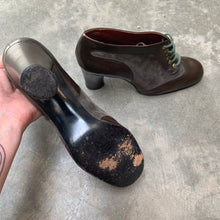 Load image into Gallery viewer, Vintage Italian Olive Brown Leather & Suede Stack Heeled Oxfords