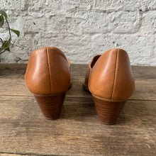 Load image into Gallery viewer, 1990s Nicole Tan Leather Stacked Heel Booties