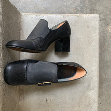 Load image into Gallery viewer, 1970s Black Stacked Heel Loafers With Large Buckle