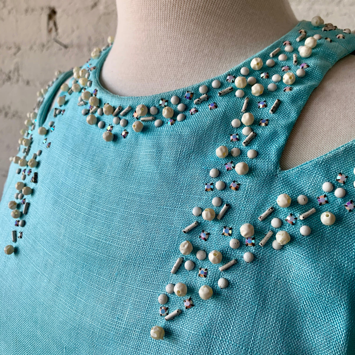 1950s-1960s Linen Wiggle Dress In Robin Egg Blue – Eyes of Wise