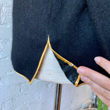 Load image into Gallery viewer, 1950s Cécile Bermuda Micro Beaded Black Lambswool Cardigan