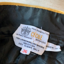 Load image into Gallery viewer, 1950s Cécile Bermuda Micro Beaded Black Lambswool Cardigan