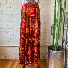Load image into Gallery viewer, 1960s Vibrant Hawaiian Tiki Maxi Skirt