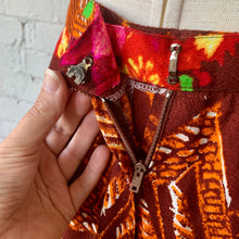 Load image into Gallery viewer, 1960s Vibrant Hawaiian Tiki Maxi Skirt
