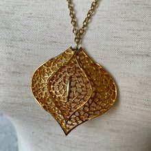 Load image into Gallery viewer, 1970's Large Gold Filigree Cat Eye Pendant Necklace