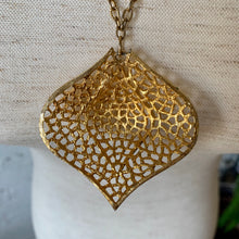 Load image into Gallery viewer, 1970's Large Gold Filigree Cat Eye Pendant Necklace