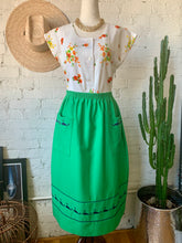 Load image into Gallery viewer, 1970s Hawaiian Floral Tunic