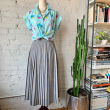 Load image into Gallery viewer, 1970s Black & White / Gray Accordion Pleated Midi Skirt