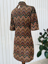 Load image into Gallery viewer, 1970s Inspired Chevron Print Light Knit Shift Dress
