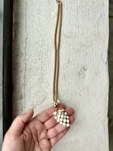 Load image into Gallery viewer, 1950s-60s Milk Glass Grapes With Gold Mesh Chain Necklace
