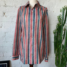 Load image into Gallery viewer, 1970s Button Down Blouse
