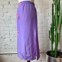 Load image into Gallery viewer, 1980s Purple Tropical Midi Skirt
